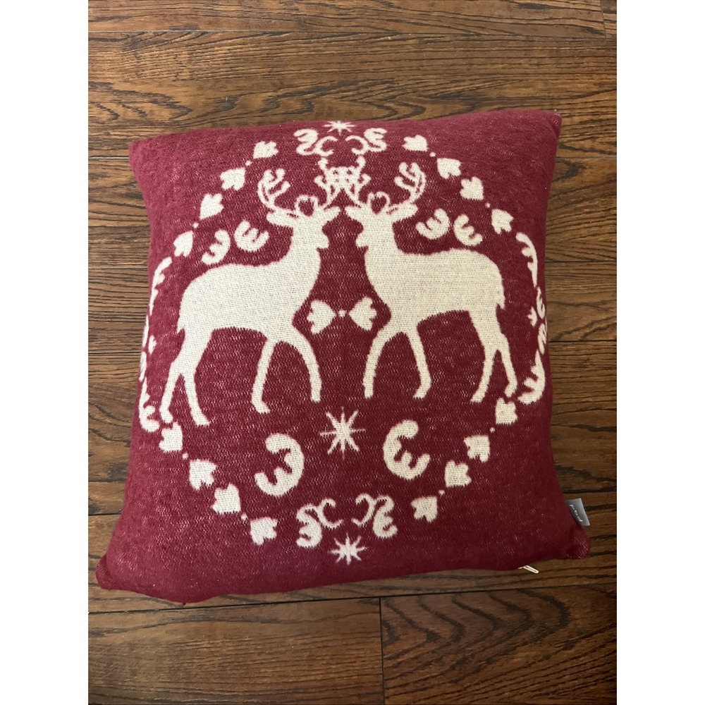 Pod Throw Pillow Winter Deer Red & White Nordic Portugal NWOT Down Oeko Tex 18"